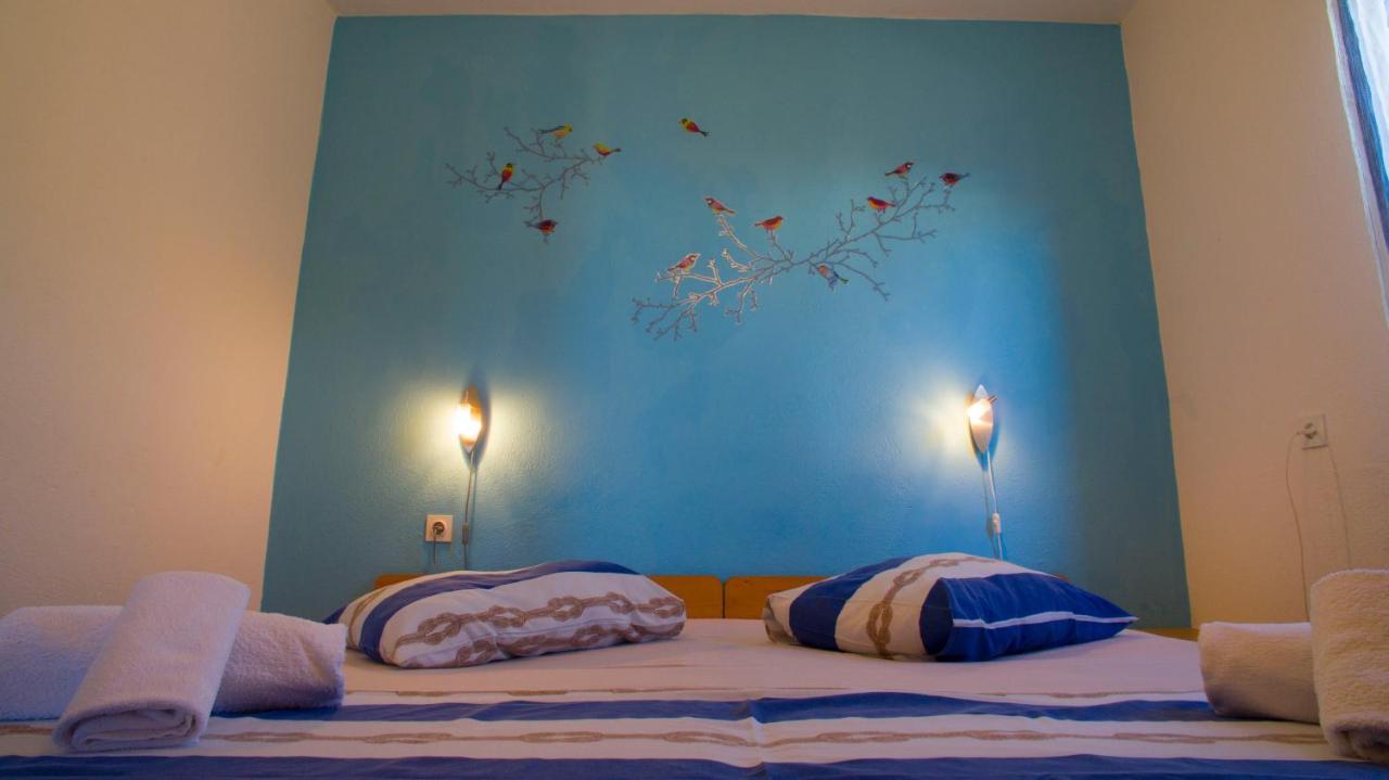 The Sea House Apartments Vis Luaran gambar